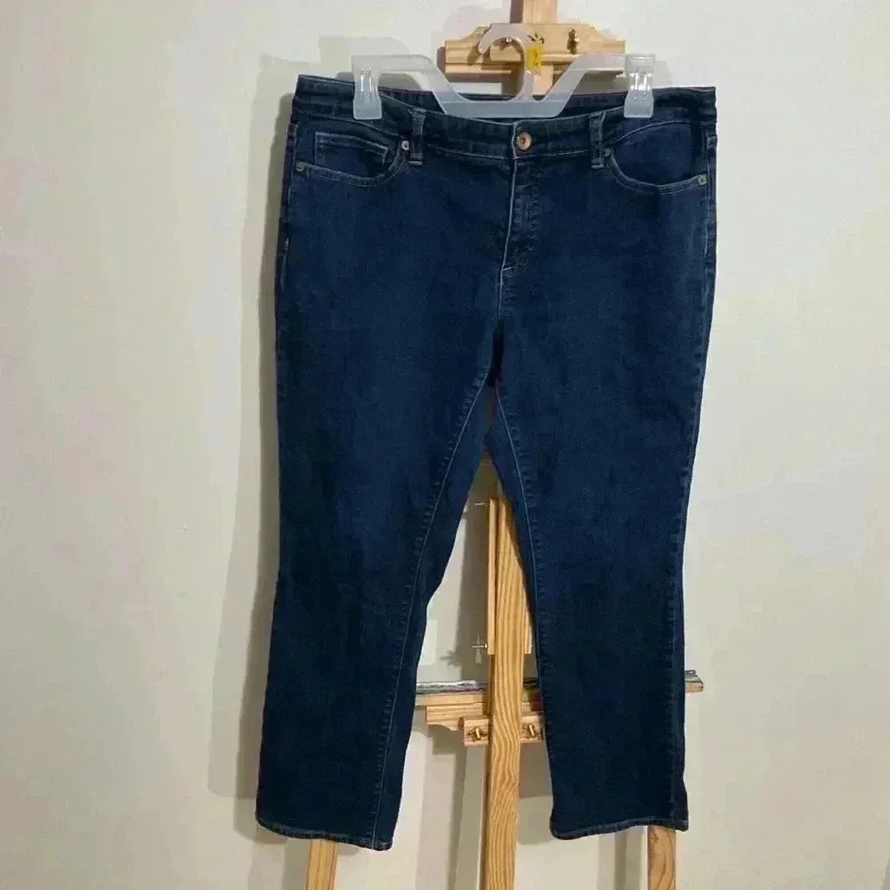 Lands End Women’s dark wash jeans, Mid-Rise Straight Jeans, Petite size 12